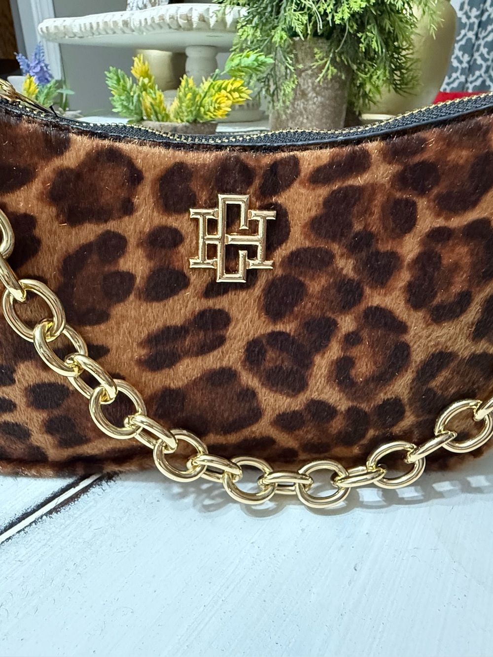 Caroline Hill Leopard Print Crossbody Bag with Gold Chain‎